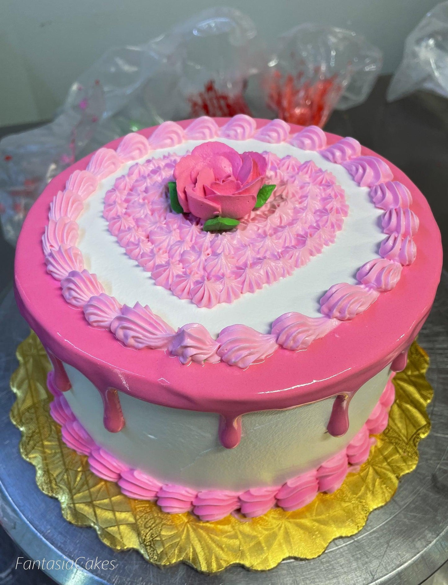 Enchanted Rose Heart Cake - Fantasia